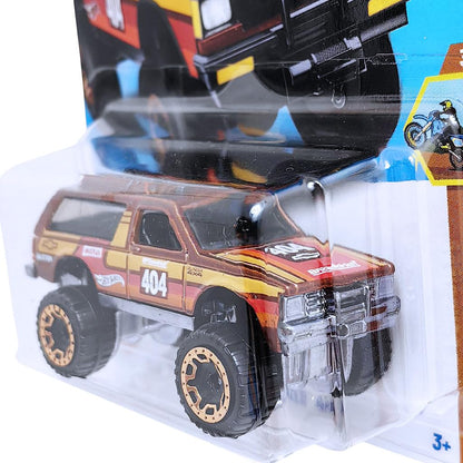 Hot Wheels 1:64 Chevy Blazer 4x4 Dirt Ages 3 and Up 81/250 (Red)